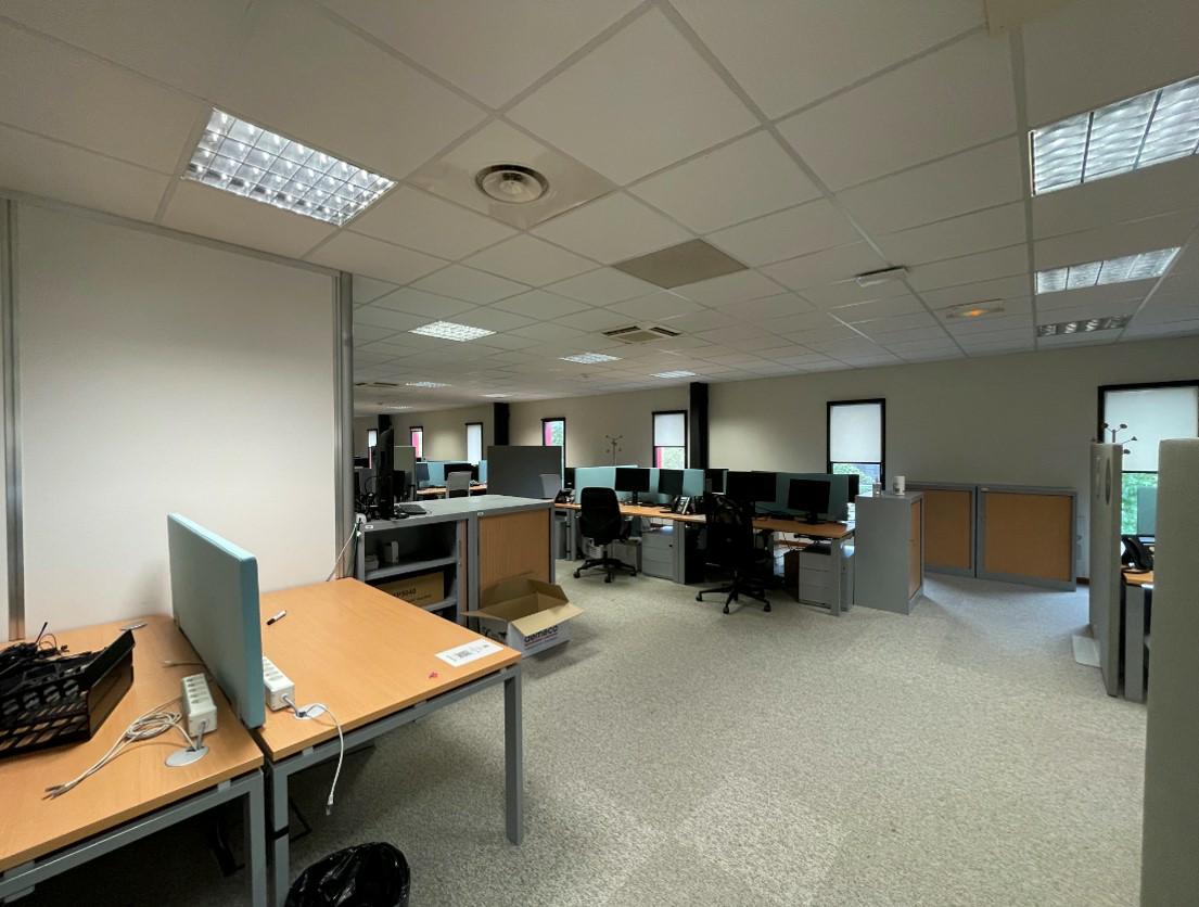 Bureau Mérignac 1053m² Location bureau Mérignac Gironde OLBUR2206009 1